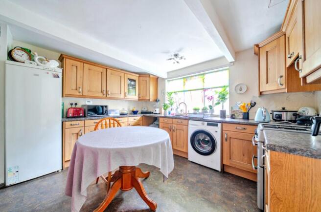 1445847-9-69dce89a4e842