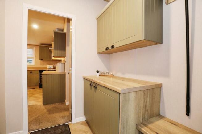 2 bed Park Home for sale Image 6