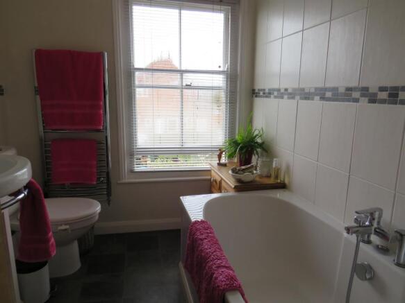Photo 11