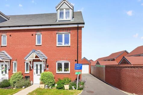 Jubileum Crescent, Pershore, WR10