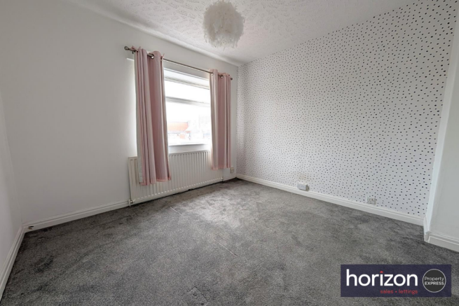 3 bed Semi-Detached for sale Image 8