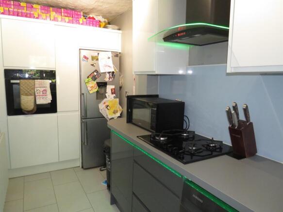 Photo 8