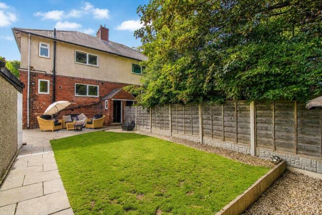 3 bed Semi-Detached for sale Image 10