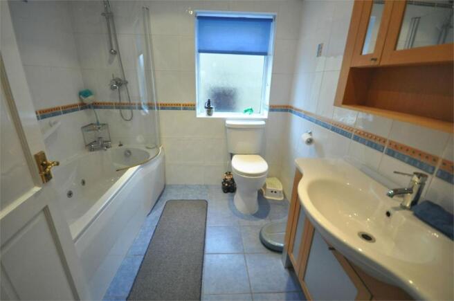 Photo 8