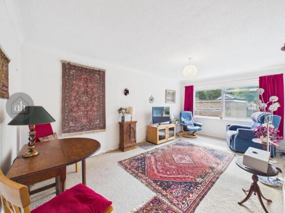 Sitting/Dining Room