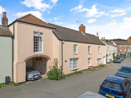 The Triangle, Wrington, BS40