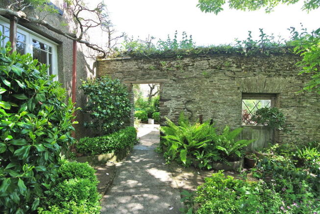 Photo 18