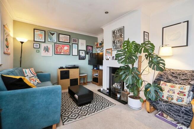 2 bed Apartment for sale Image 8