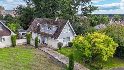 Yew Tree Close, Wimborne, BH21
