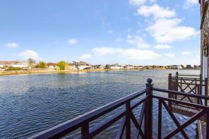 4, 37 Chequers Quay, Queen Street, Emsworth PO10 7AD