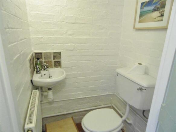 Fitted Cloakroom