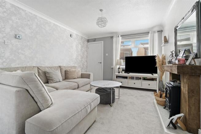 3 bed Semi-Detached for sale Image 5