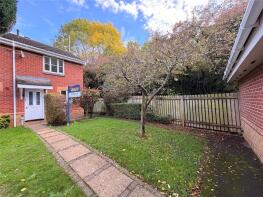 46, Larch Drive, Daventry NN11 0XJ