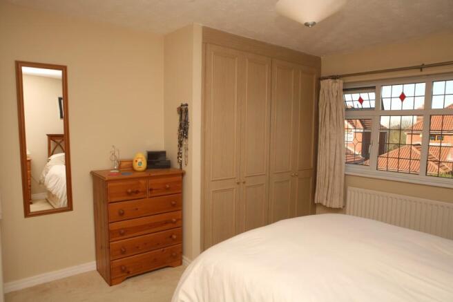 Bedroom 1 Pic 2