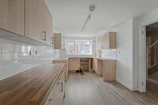 18 Meadowsweet Way, Wymering, PO6 3UT