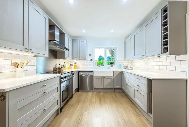 Kitchen/Breakfast Room