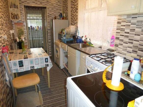 Good sized kitchen