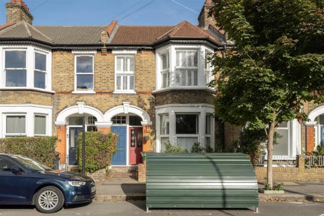 Brunswick Road, E10
