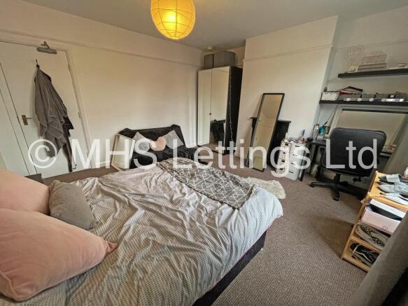 5 bed Terraced to rent Image 8