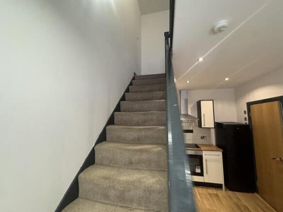 1 bed Flat to rent Image 10