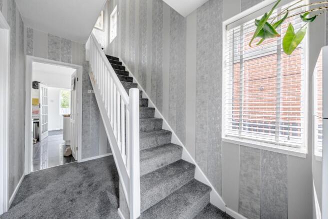3 bed Semi-Detached for sale Image 7