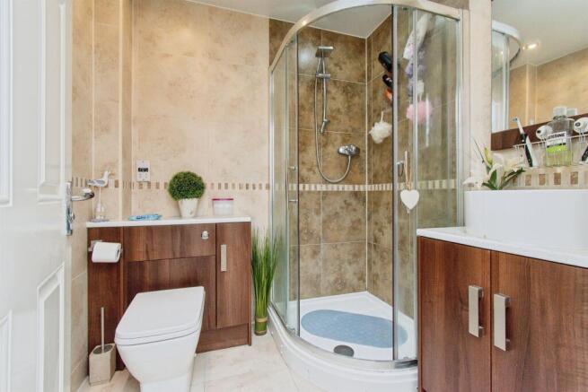 2 bed Semi-Detached for sale Image 9