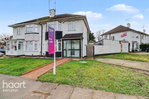 Broomfield Avenue, Leigh-on-sea