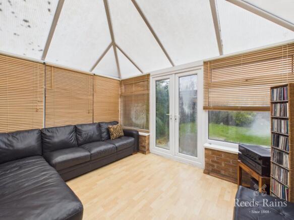 3 bed Semi-Detached for sale Image 11
