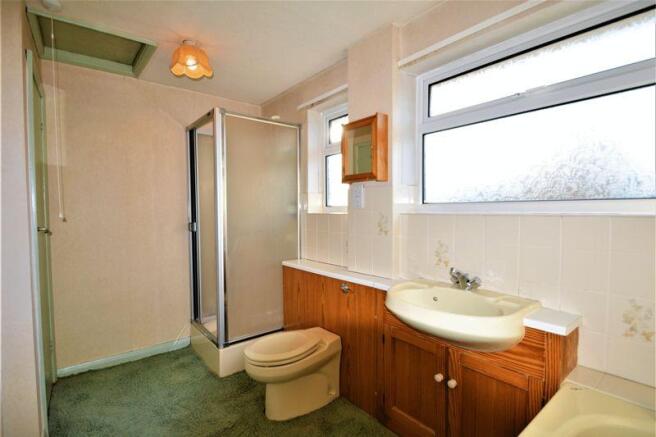 Family bathroom 