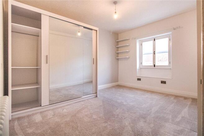 3 bed Terraced for sale Image 8