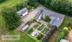 Barncroft, Osbaldeston Lane, Blackburn BB2 7LY
