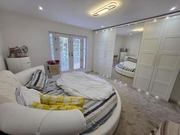 Principal Bedroom