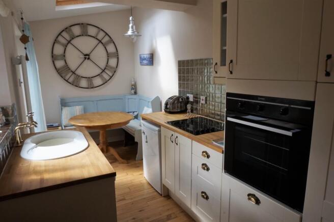 Kitchen 1