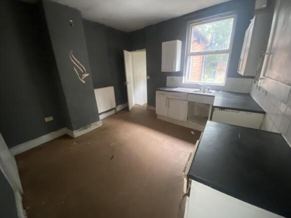 4 bed Terraced for sale Image 6
