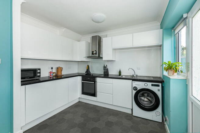 3 bed Detached for sale Image 7