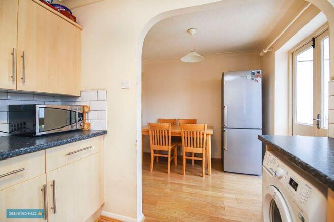 Kitchen/Dining...
