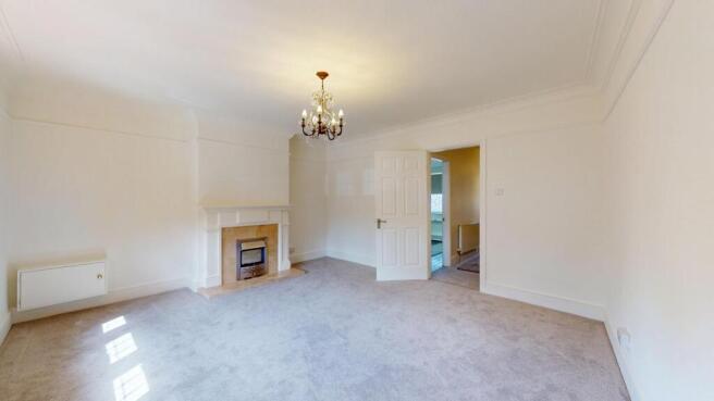 2 bed Duplex to rent Image 4