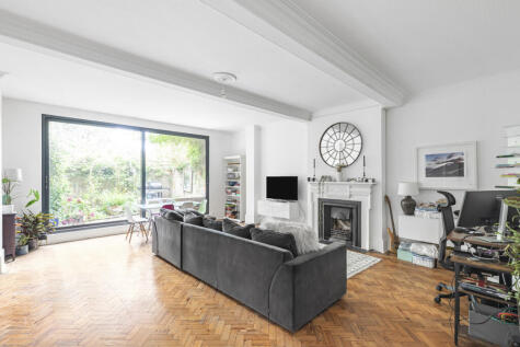 West Hill, London, SW15