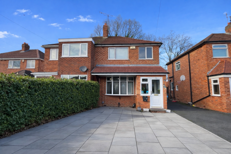 Chamberlain Crescent, Shirley, B90