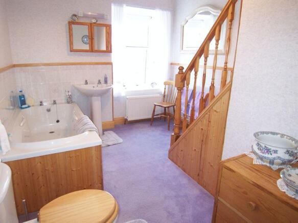 Photo 8