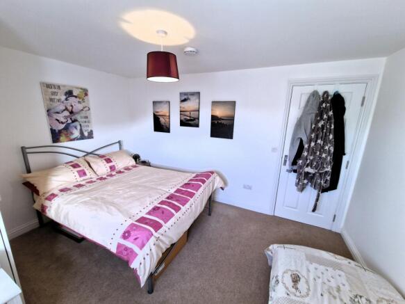 1 bed Apartment for sale Image 7