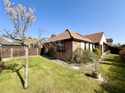 Lower Farm Road, Ringshall, Stowmarket