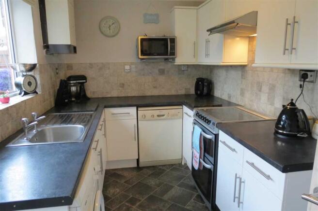 Kitchen:
