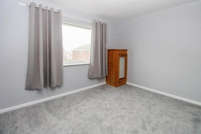 2 bed Terraced for sale Image 6