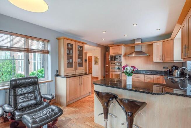 Kitchen/Dining Ro...