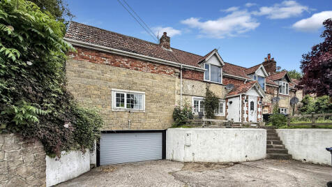 Sutton End, Crockerton