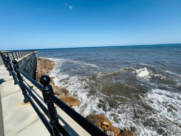 SEA FRONT