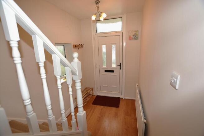 3 bed Semi-Detached to rent Image 9