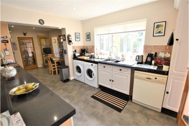 Kitchen/Breakfast