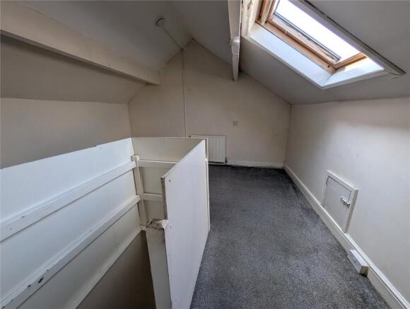3 bed Terraced to rent Image 10
